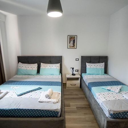 Tuttomondo Apartments โกเลม ภายนอก รูปภาพ