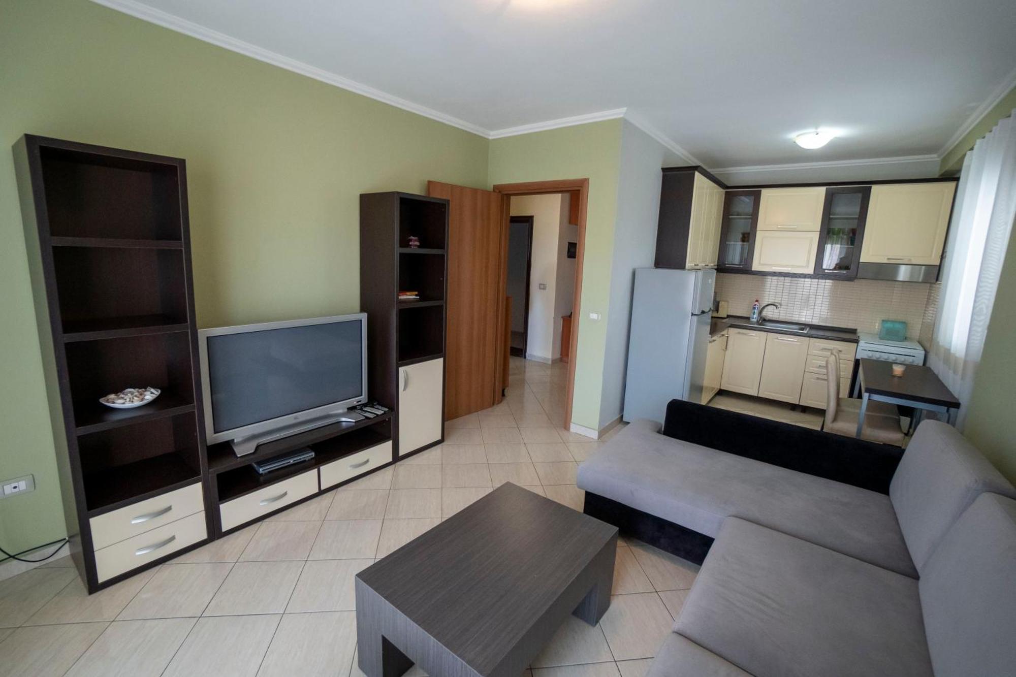 Tuttomondo Apartments โกเลม ภายนอก รูปภาพ