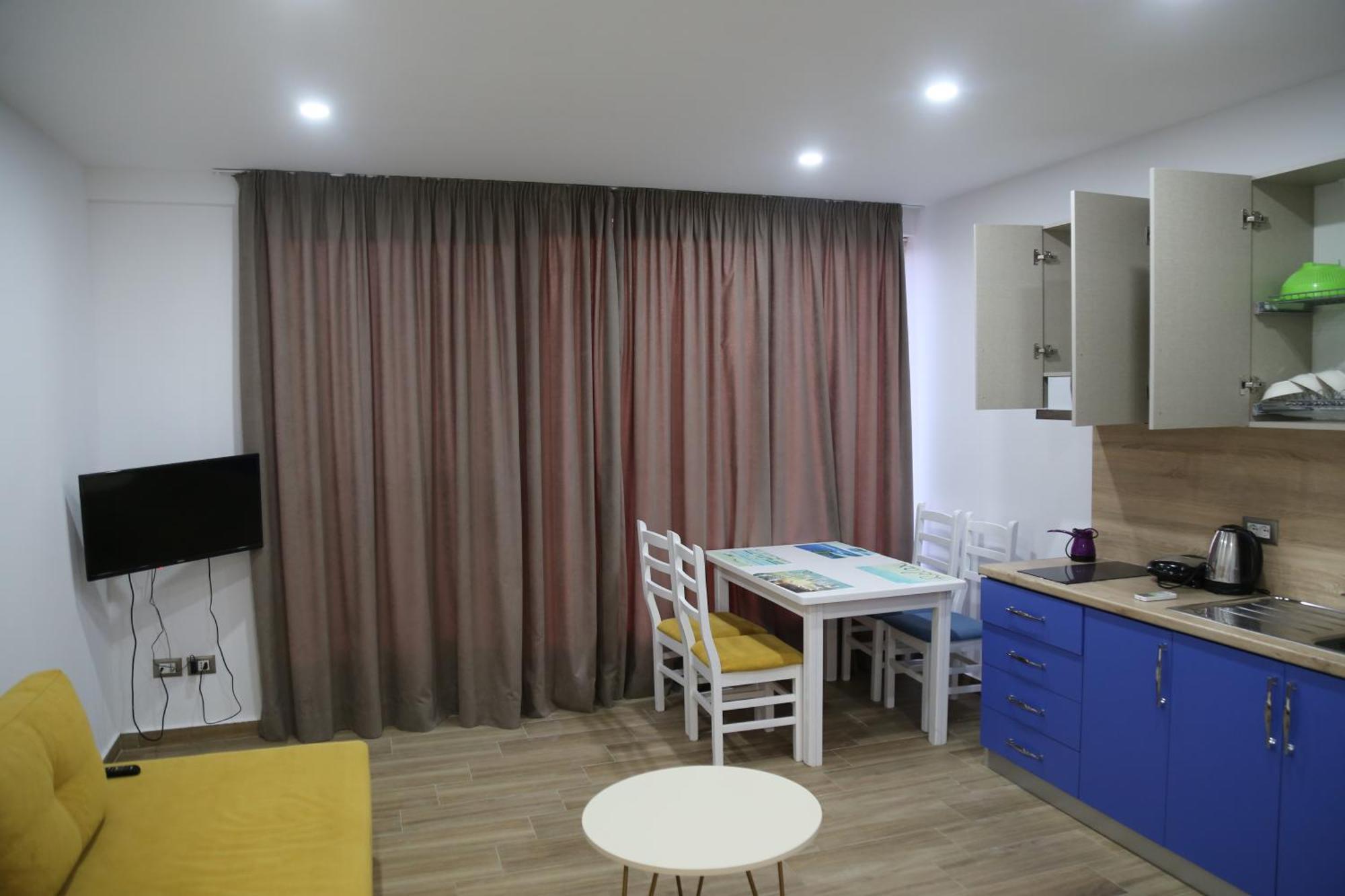 Tuttomondo Apartments โกเลม ภายนอก รูปภาพ