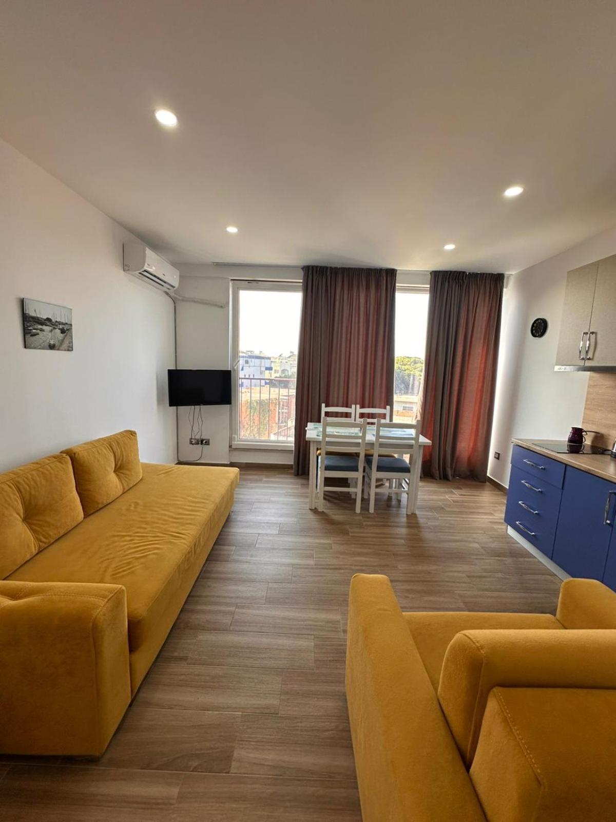 Tuttomondo Apartments โกเลม ภายนอก รูปภาพ